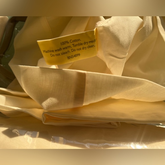 NWT 300 TC 100% cotton KING Sheet Set Cream 4 Pc Fitted  sheet + 3 pillow cases - Picture 2 of 6